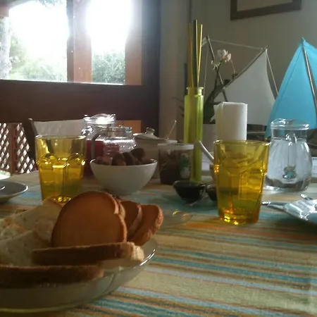 La Casa Di Ulisse Bed & Breakfast *