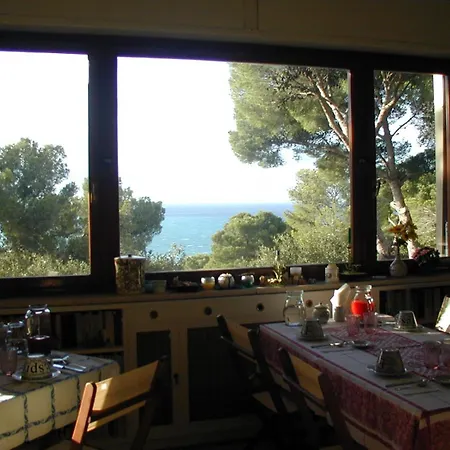 La Casa Di Ulisse Bed & Breakfast Quercianella