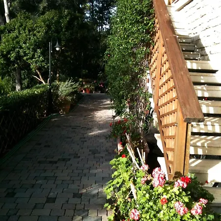 La Casa Di Ulisse Bed & Breakfast *
