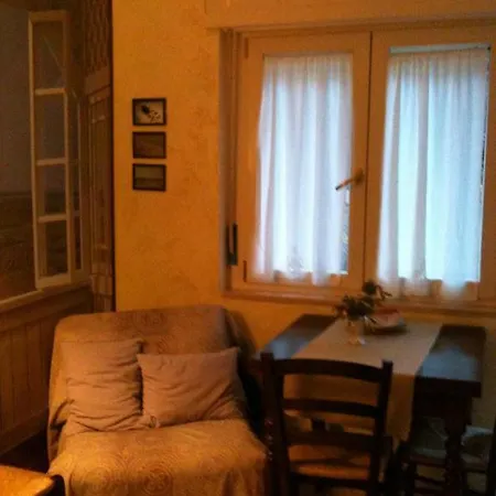 La Casa Di Ulisse Panzió Quercianella