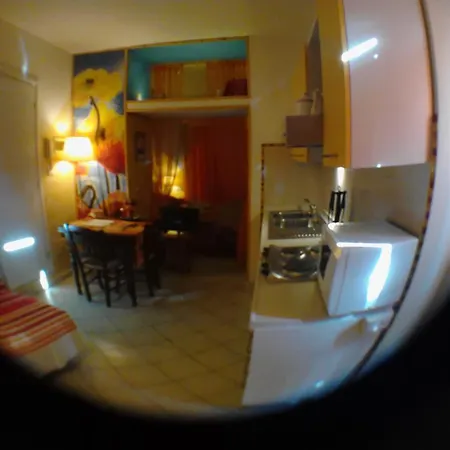 Nocleg ze śniadaniem La Casa Di Ulisse 4*