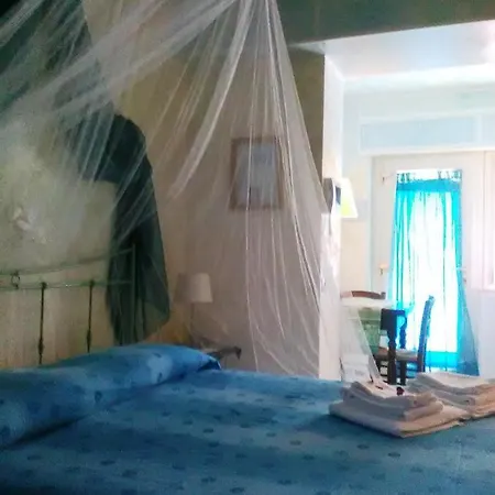 فندق مبيت وإفطار La Casa Di Ulisse 4*