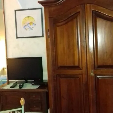 La Casa Di Ulisse 4* Quercianella
