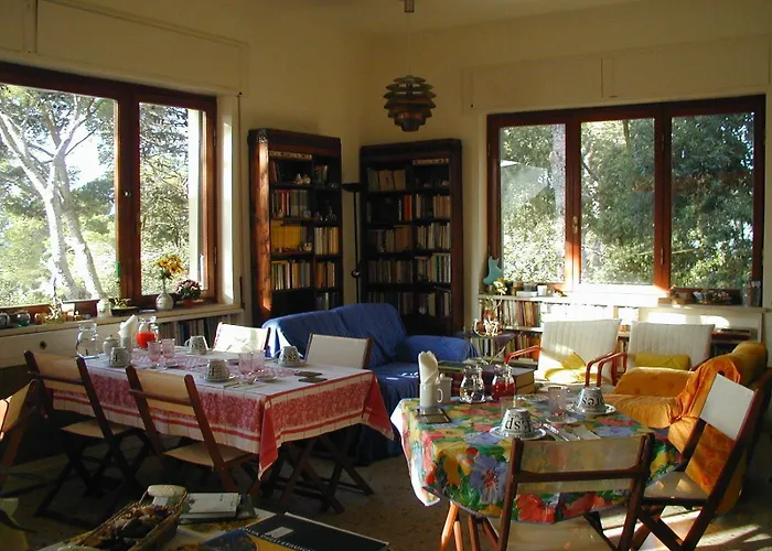 فندق مبيت وإفطار La Casa Di Ulisse 4*